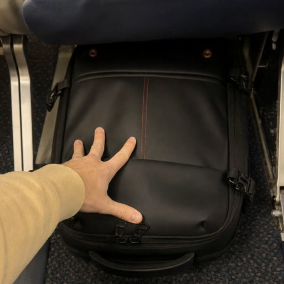VAILBAG under the airplane seat